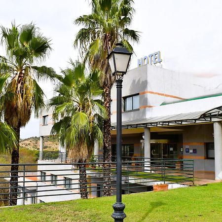 Hospedium Hotel Dona Mafalda De Castilla Plasencia Kültér fotó