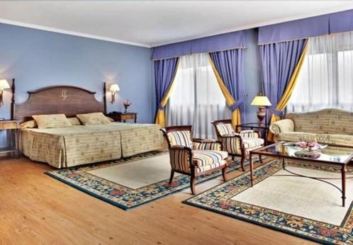 Hospedium Hotel Dona Mafalda De Castilla Plasencia Kültér fotó